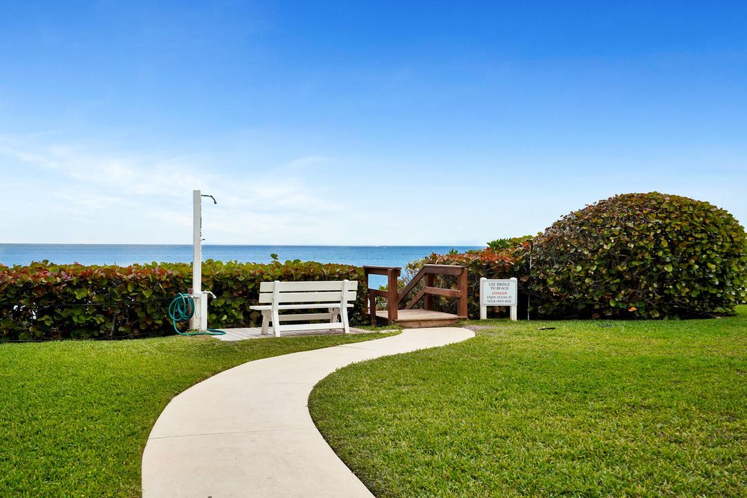 合同活跃: $7,500 (2 贝兹, 2 浴室, 1210 平方英尺)