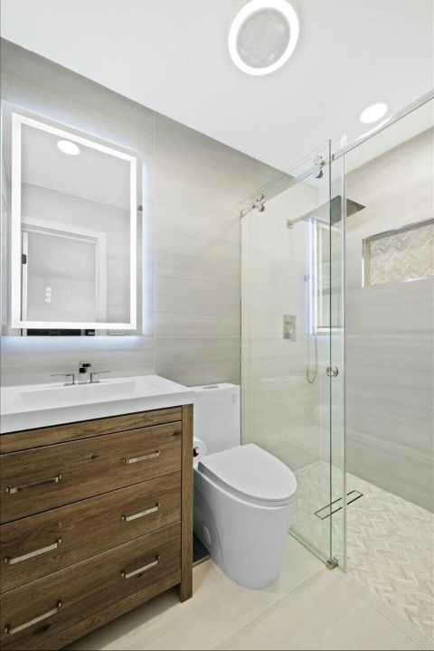 В аренду: $4,800 (3 спален, 2 ванн, 1610 Квадратных фут)