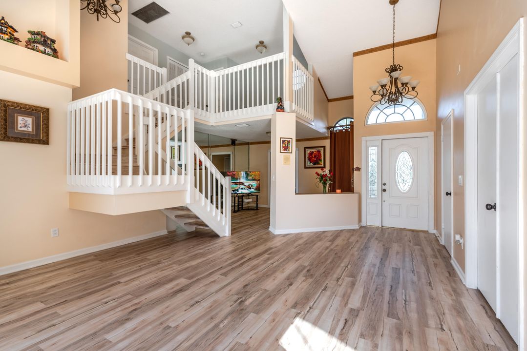 Active With Contract: $560,000 (3 beds, 2 baths, 1948 Square Feet)