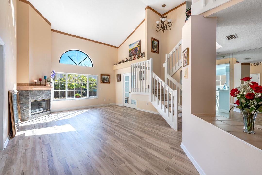 Active With Contract: $560,000 (3 beds, 2 baths, 1948 Square Feet)