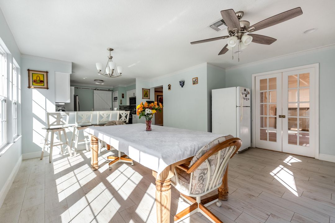 Active With Contract: $560,000 (3 beds, 2 baths, 1948 Square Feet)