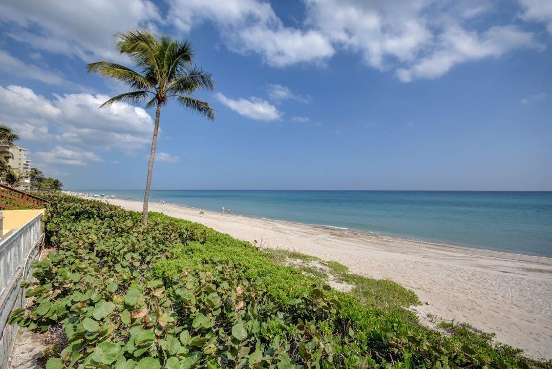 For Sale: $460,000 (1 beds, 1 baths, 900 Square Feet)