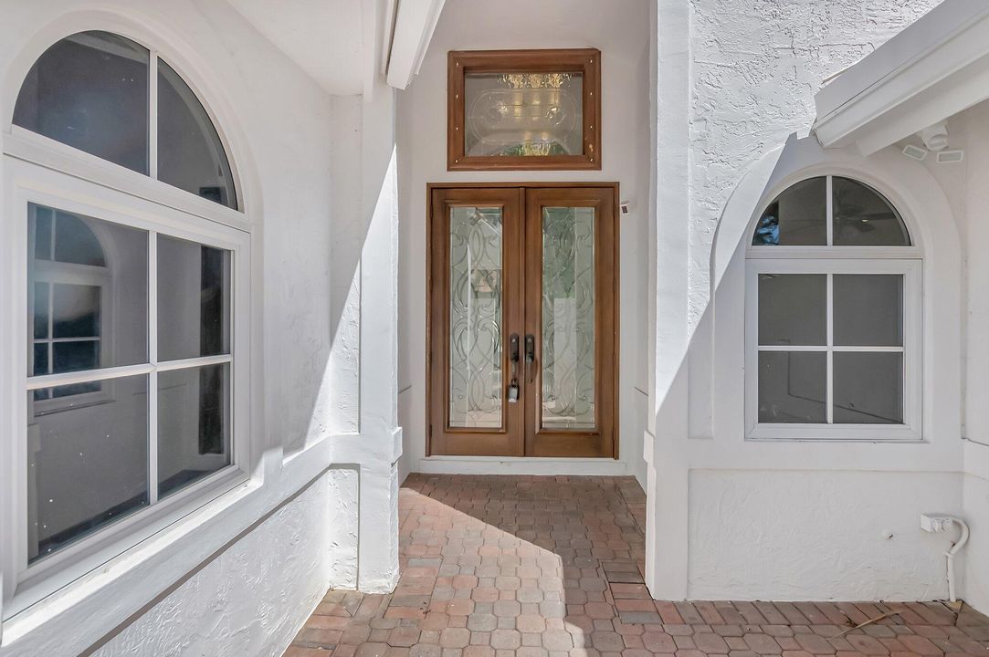 待售: $2,100,000 (6 贝兹, 6 浴室, 5958 平方英尺)