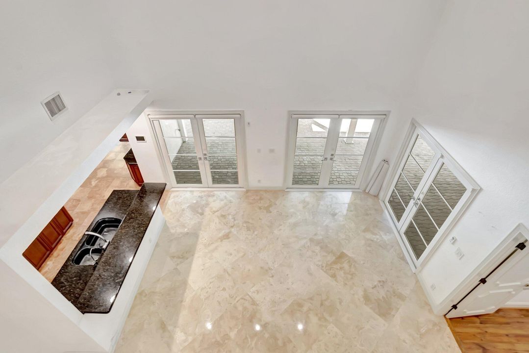 待售: $2,100,000 (6 贝兹, 6 浴室, 5958 平方英尺)