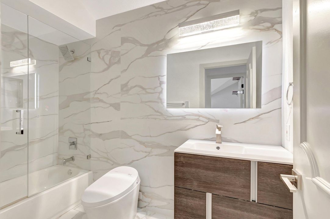 待售: $2,100,000 (6 贝兹, 6 浴室, 5958 平方英尺)