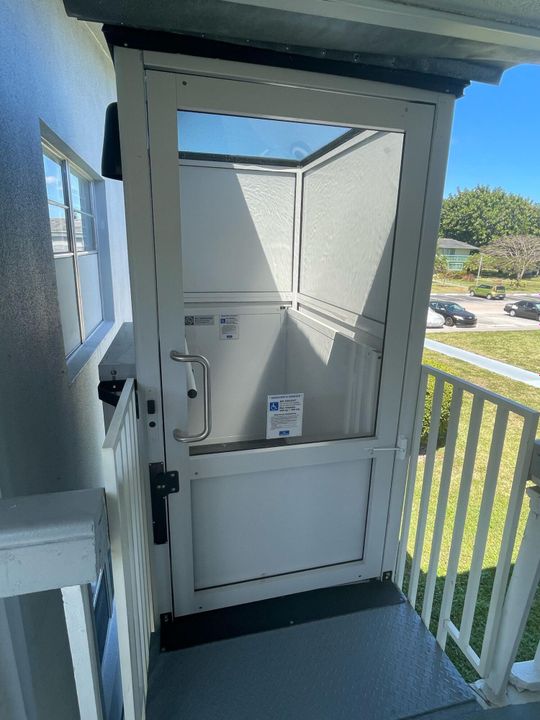 待售: $70,000 (1 贝兹, 1 浴室, 700 平方英尺)