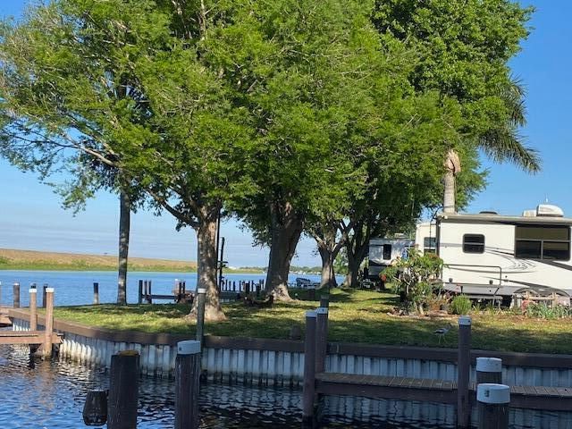 最近租的: $650 (0 贝兹, 9 浴室, 7826 平方英尺)