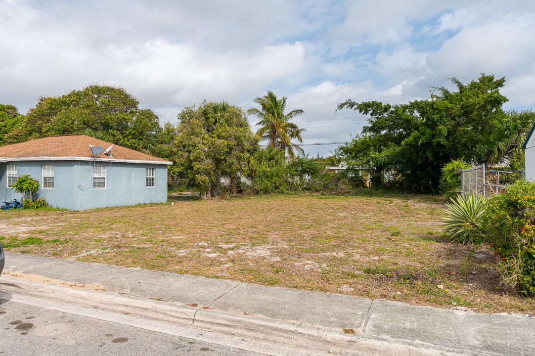 Active With Contract: $105,000 (0 beds, 0 baths, 0 Square Feet)