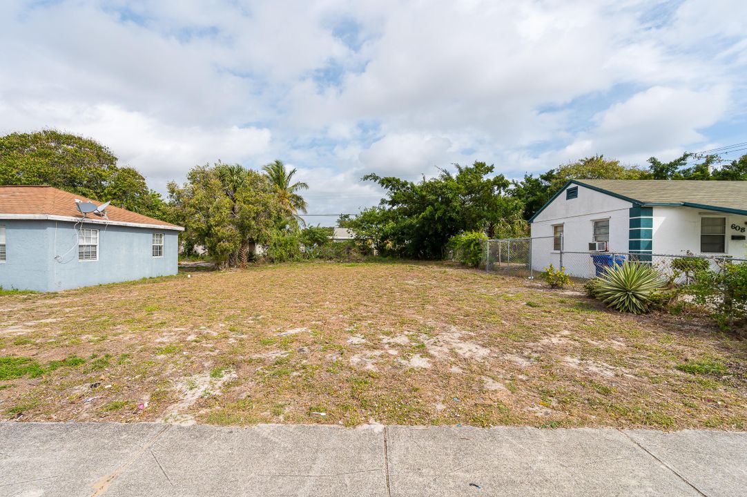 Active With Contract: $105,000 (0 beds, 0 baths, 0 Square Feet)