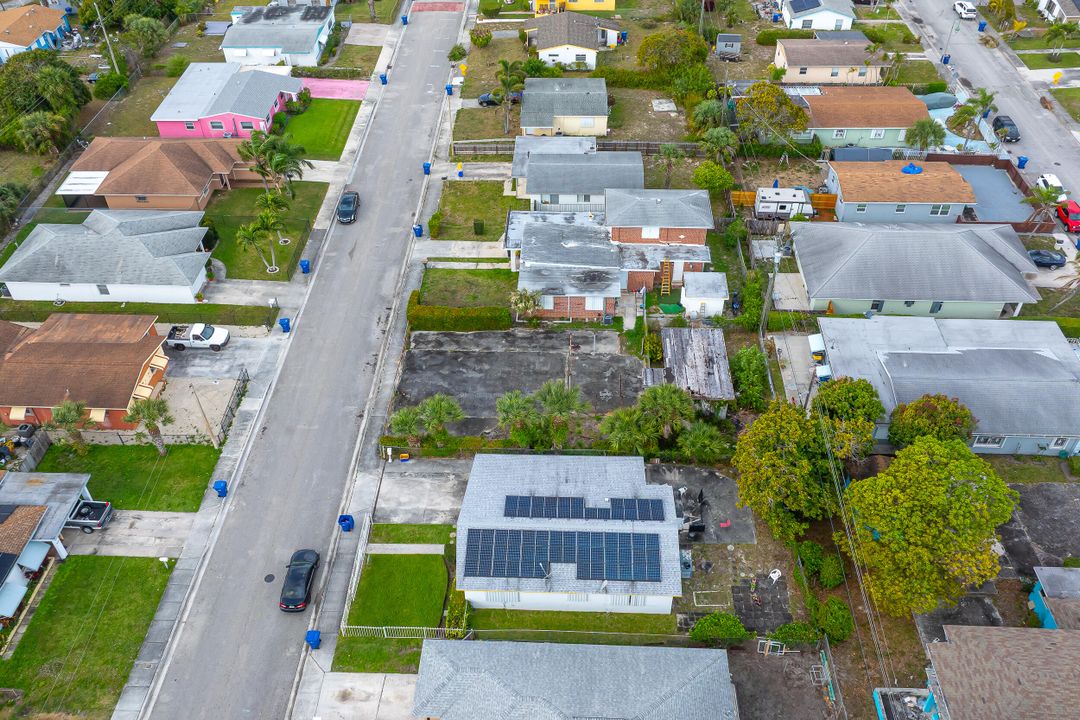 Active With Contract: $100,000 (0 beds, 0 baths, 0 Square Feet)