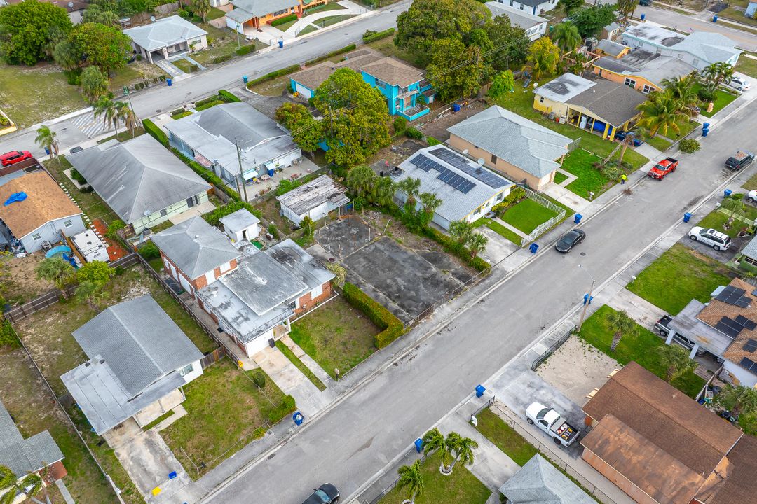 Active With Contract: $100,000 (0 beds, 0 baths, 0 Square Feet)