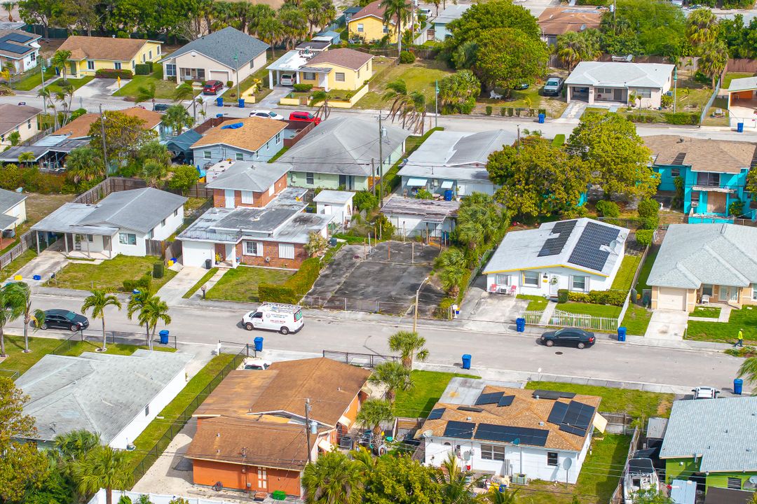 Active With Contract: $100,000 (0 beds, 0 baths, 0 Square Feet)