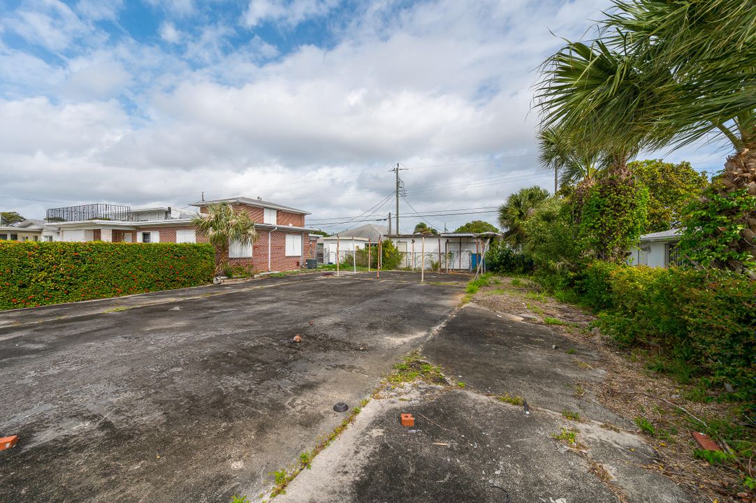 Active With Contract: $100,000 (0 beds, 0 baths, 0 Square Feet)