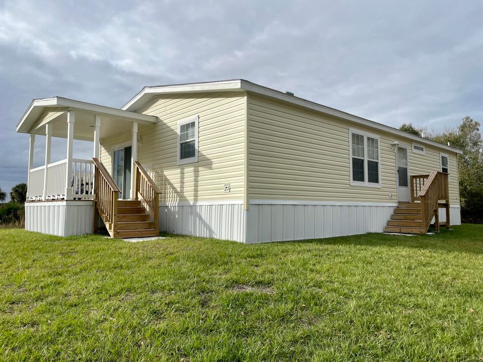 На продажу: $599,000 (2 спален, 2 ванн, 1174 Квадратных фут)