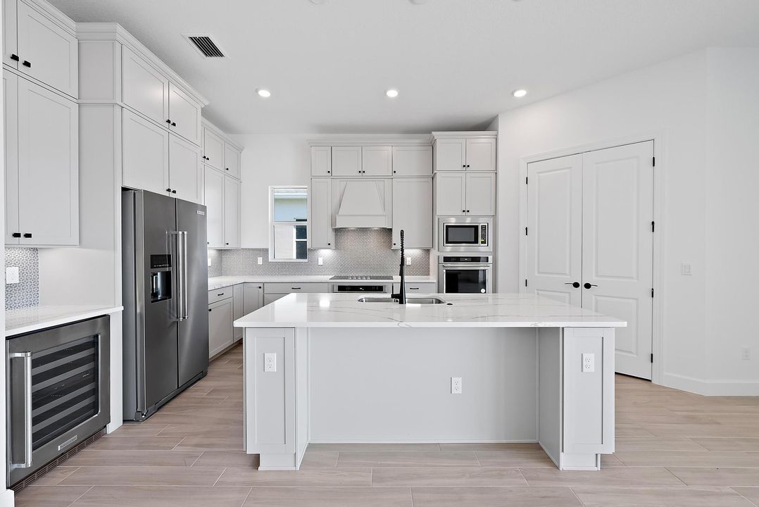 For Sale: $1,099,000 (4 beds, 3 baths, 2951 Square Feet)