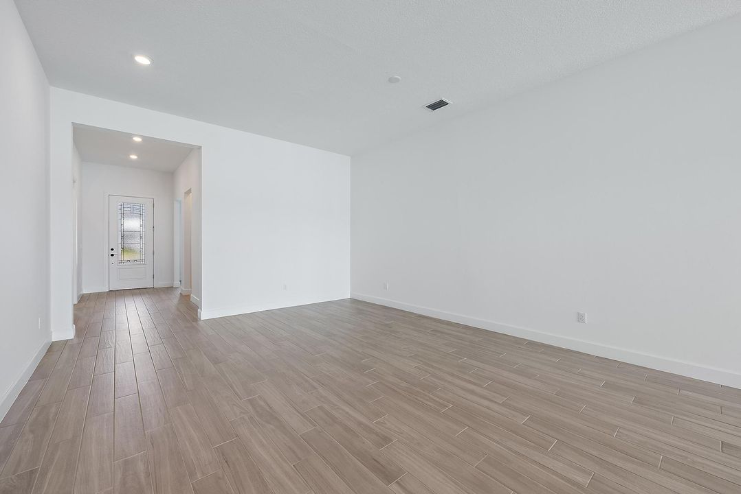 For Sale: $1,099,000 (4 beds, 3 baths, 2951 Square Feet)