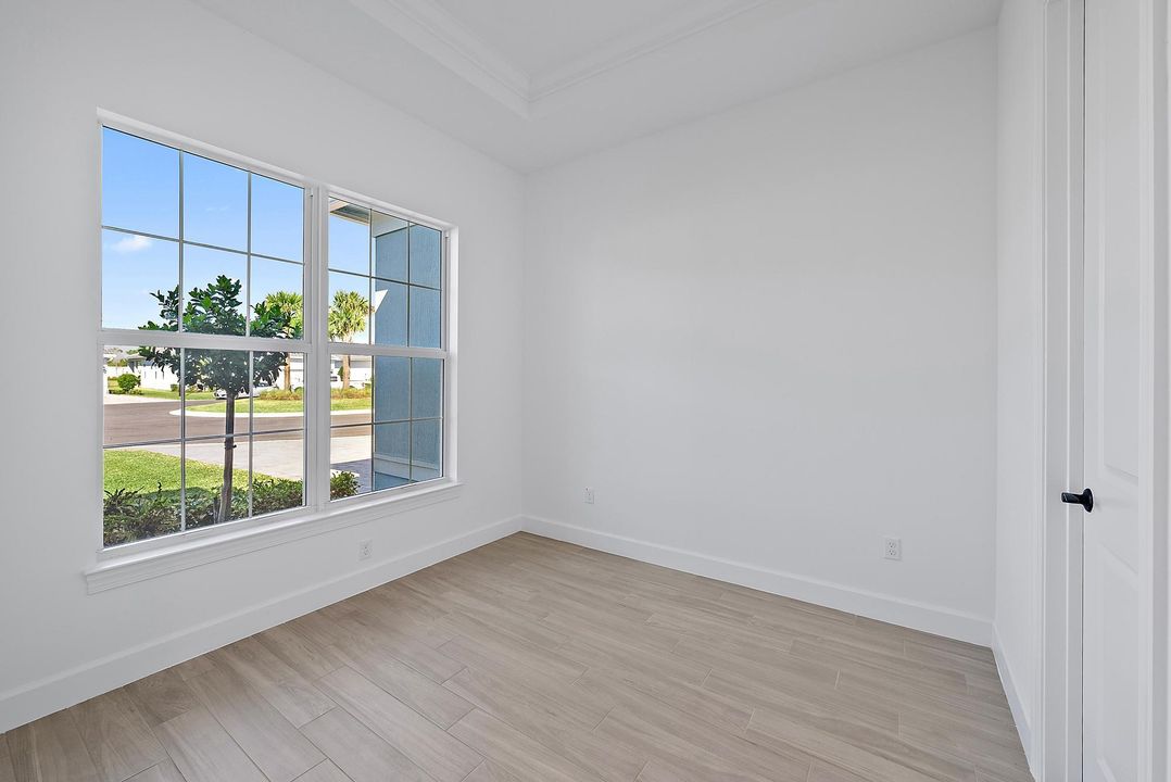 For Sale: $1,099,000 (4 beds, 3 baths, 2951 Square Feet)