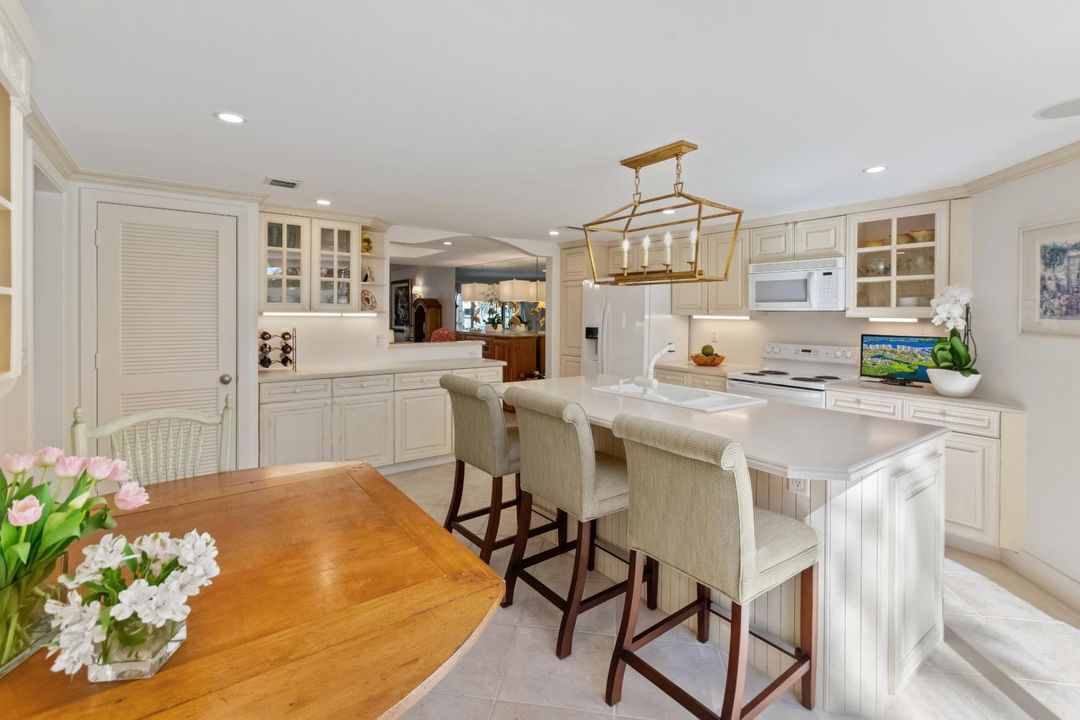 待售: $1,350,000 (4 贝兹, 4 浴室, 3513 平方英尺)