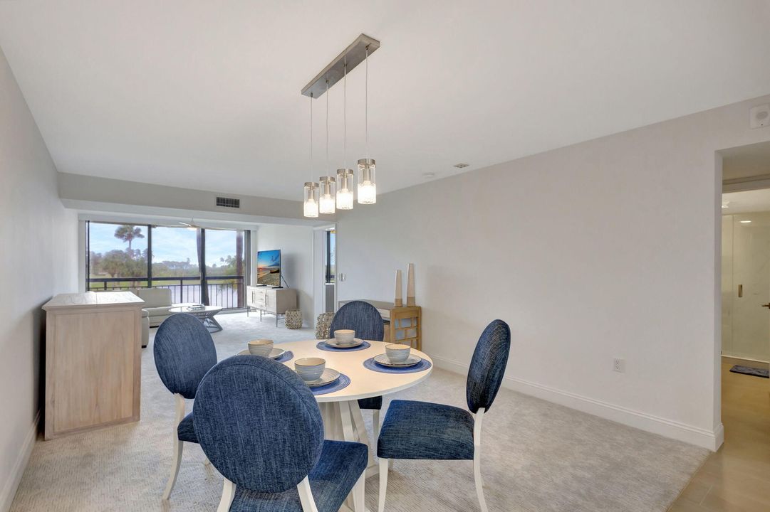 合同活跃: $7,500 (2 贝兹, 2 浴室, 1332 平方英尺)