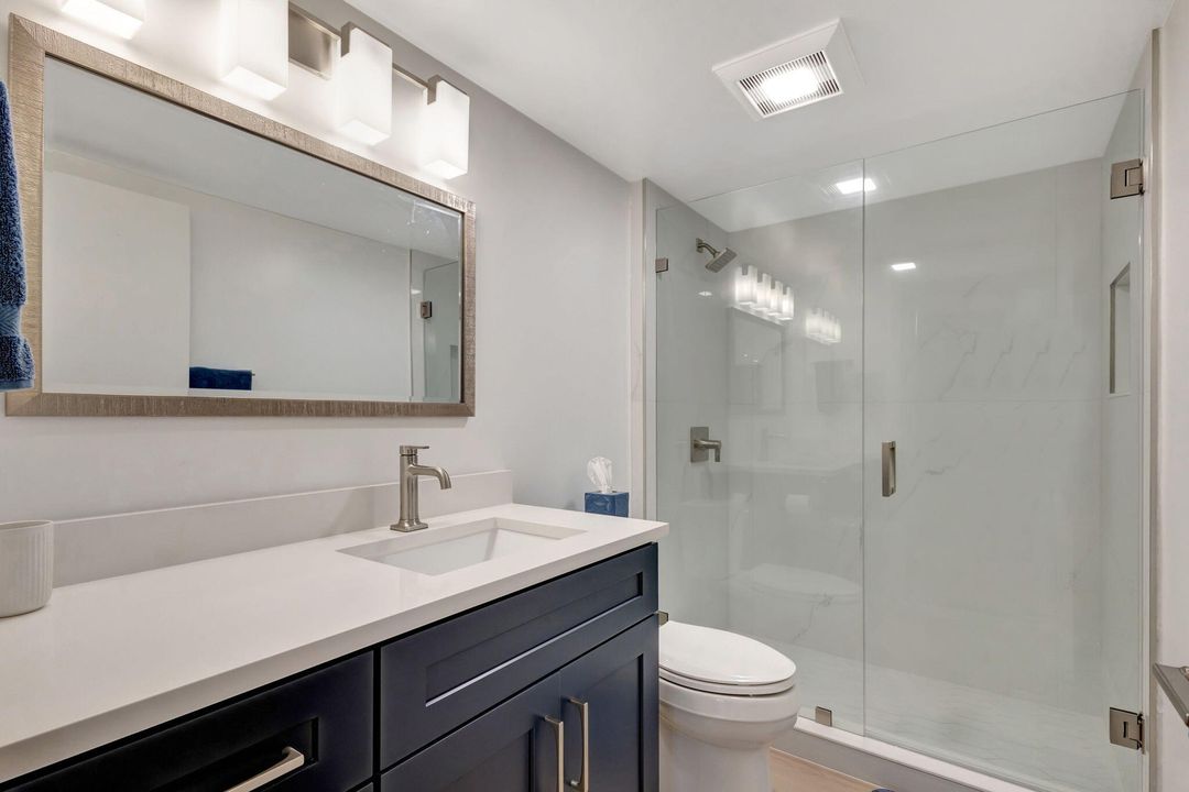 合同活跃: $7,500 (2 贝兹, 2 浴室, 1332 平方英尺)