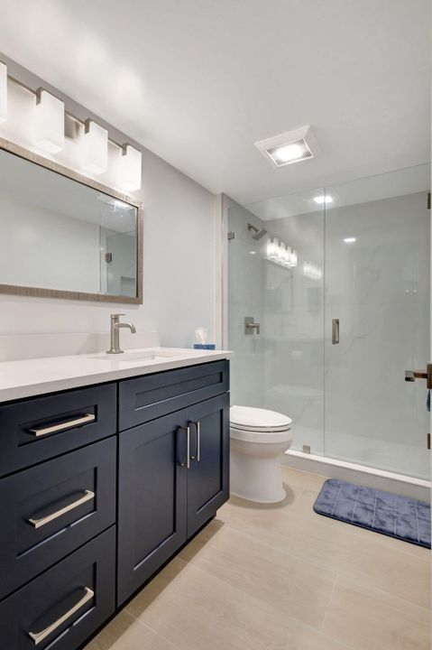 合同活跃: $7,500 (2 贝兹, 2 浴室, 1332 平方英尺)