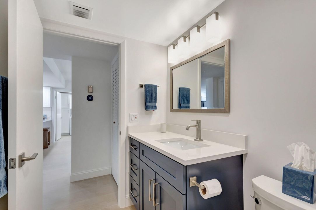 合同活跃: $7,500 (2 贝兹, 2 浴室, 1332 平方英尺)