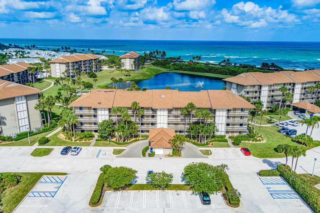 合同活跃: $7,500 (2 贝兹, 2 浴室, 1332 平方英尺)