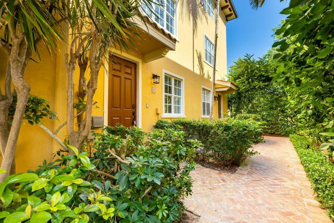 最近租的: $7,000 (3 贝兹, 3 浴室, 1760 平方英尺)