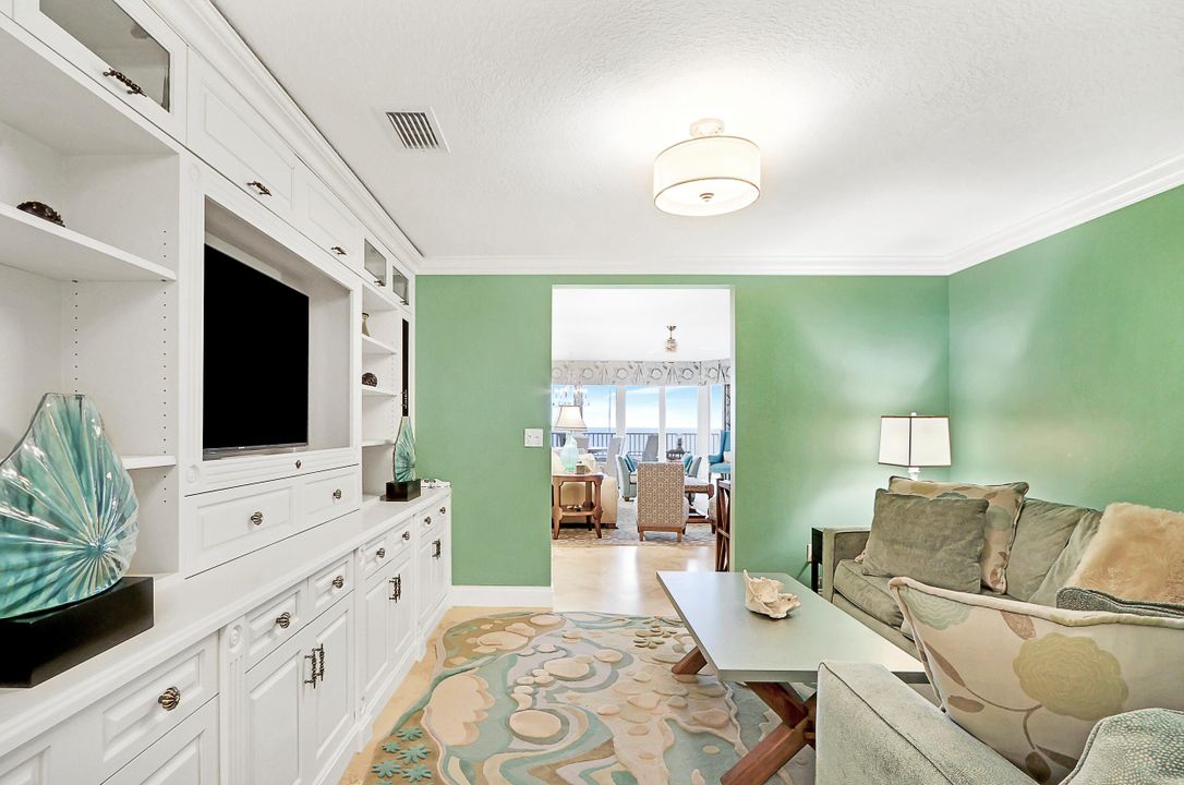 Active With Contract: $17,000 (3 beds, 3 baths, 2792 Square Feet)