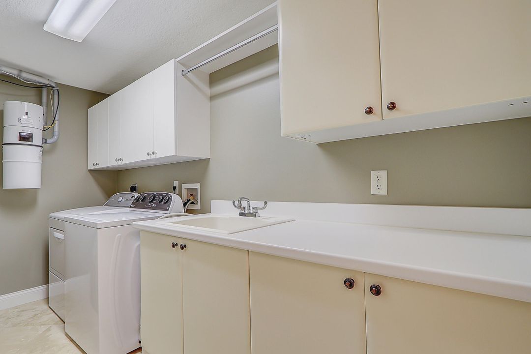 Active With Contract: $17,000 (3 beds, 3 baths, 2792 Square Feet)