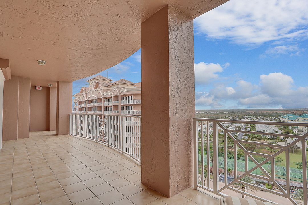 Active With Contract: $17,000 (3 beds, 3 baths, 2792 Square Feet)