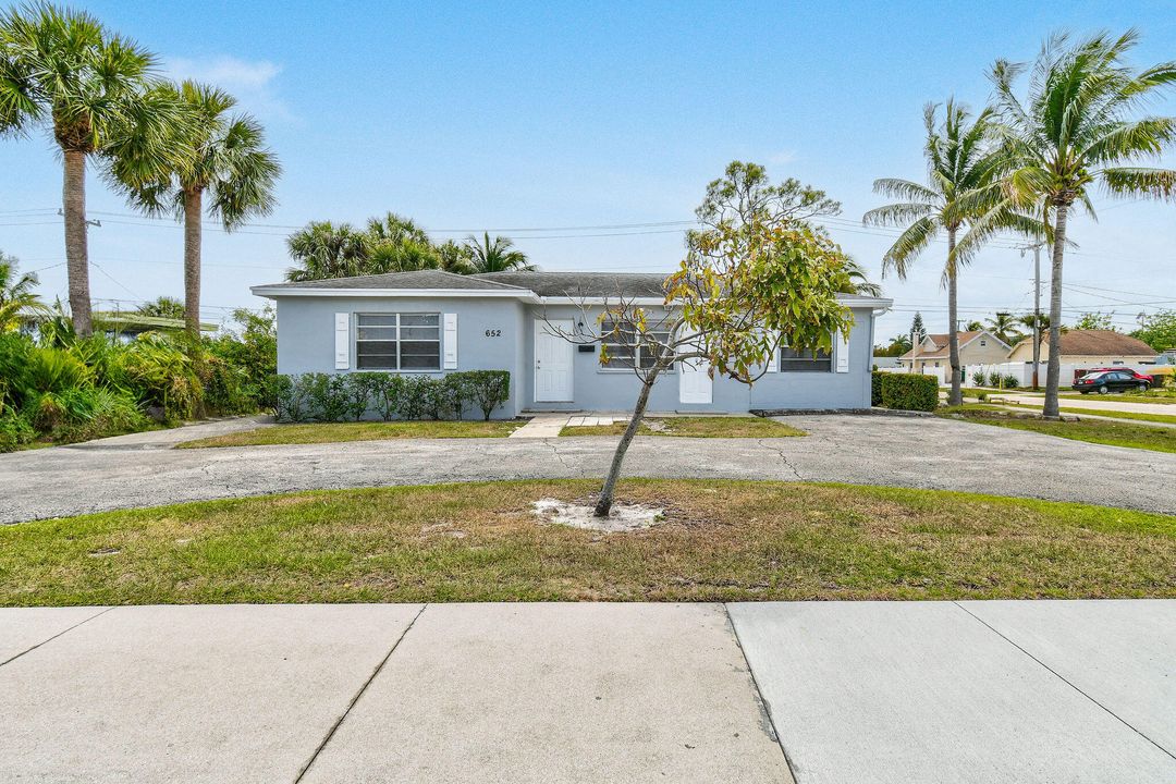 For Sale: $515,000 (0 beds, 0 baths, 1647 Square Feet)