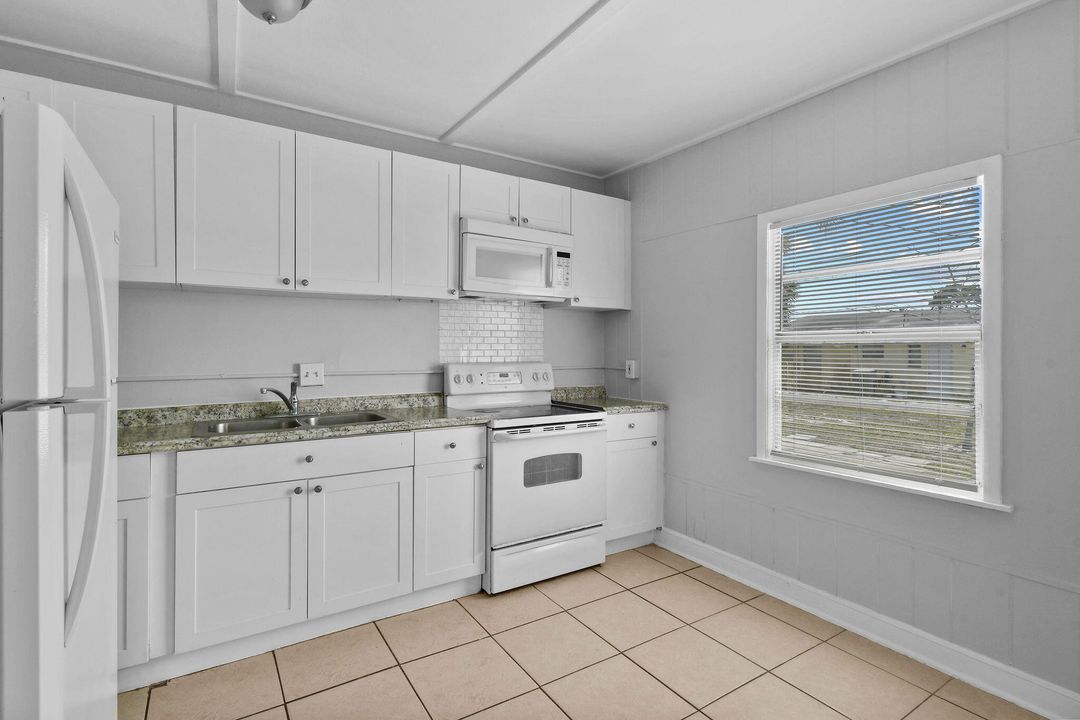 For Sale: $515,000 (0 beds, 0 baths, 1647 Square Feet)