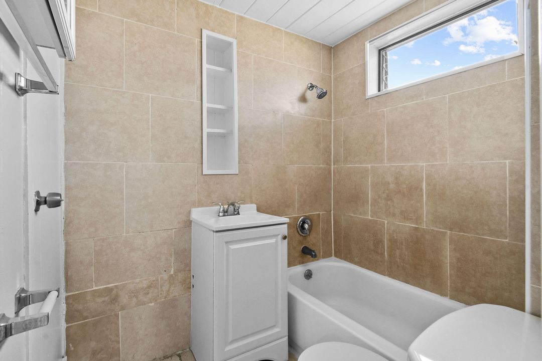 For Sale: $515,000 (0 beds, 0 baths, 1647 Square Feet)