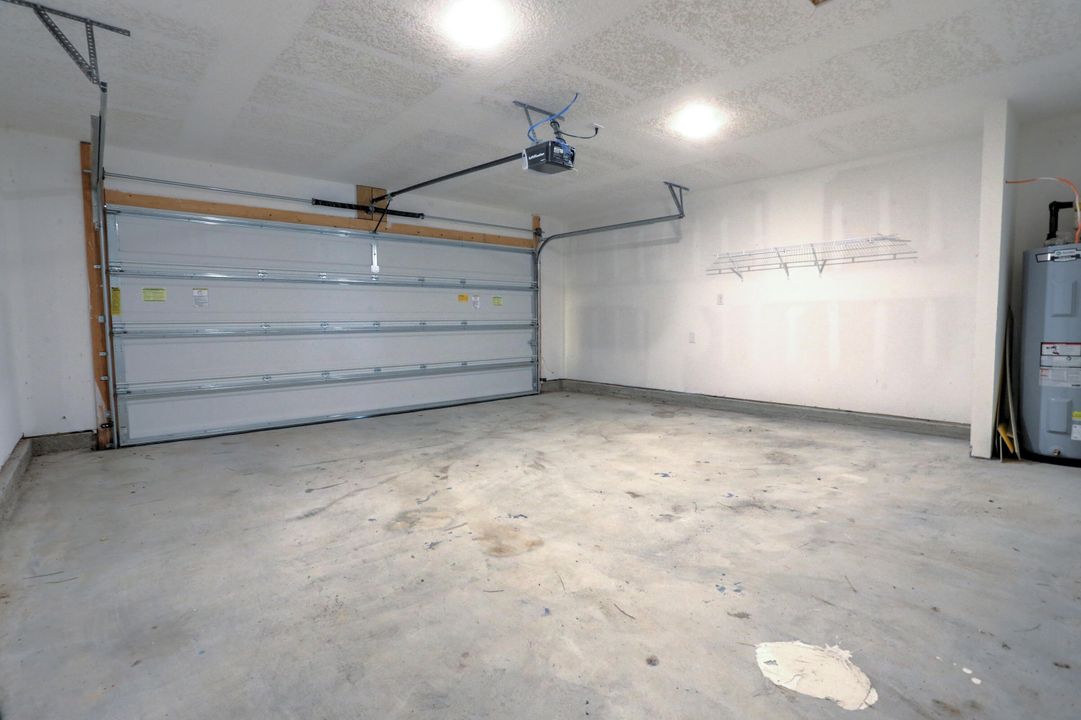 For Sale: $235,000 (4 beds, 2 baths, 1846 Square Feet)