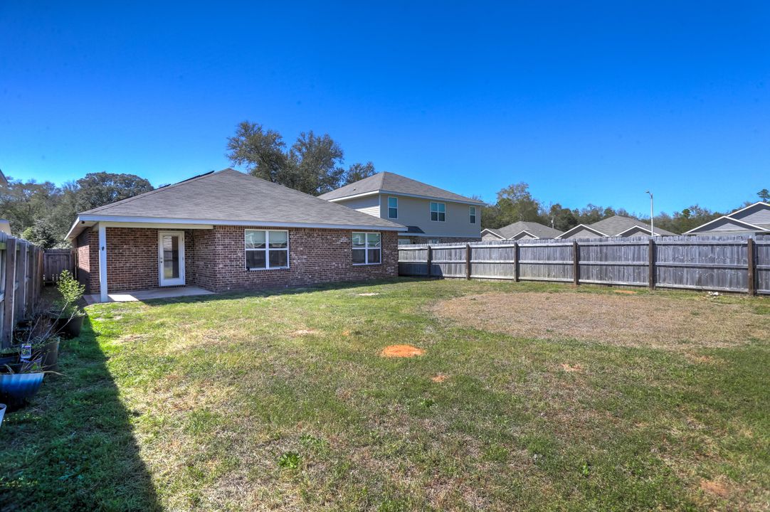 For Sale: $235,000 (4 beds, 2 baths, 1846 Square Feet)