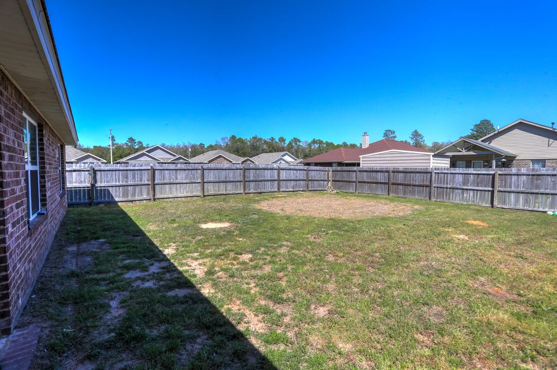 For Sale: $235,000 (4 beds, 2 baths, 1846 Square Feet)