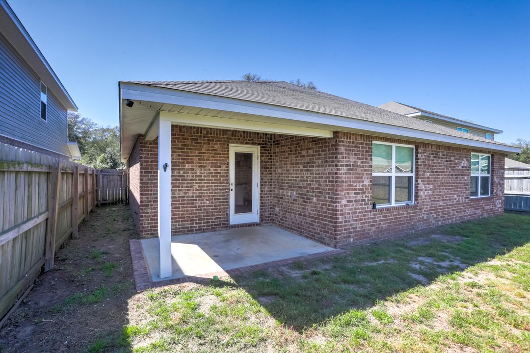 For Sale: $235,000 (4 beds, 2 baths, 1846 Square Feet)
