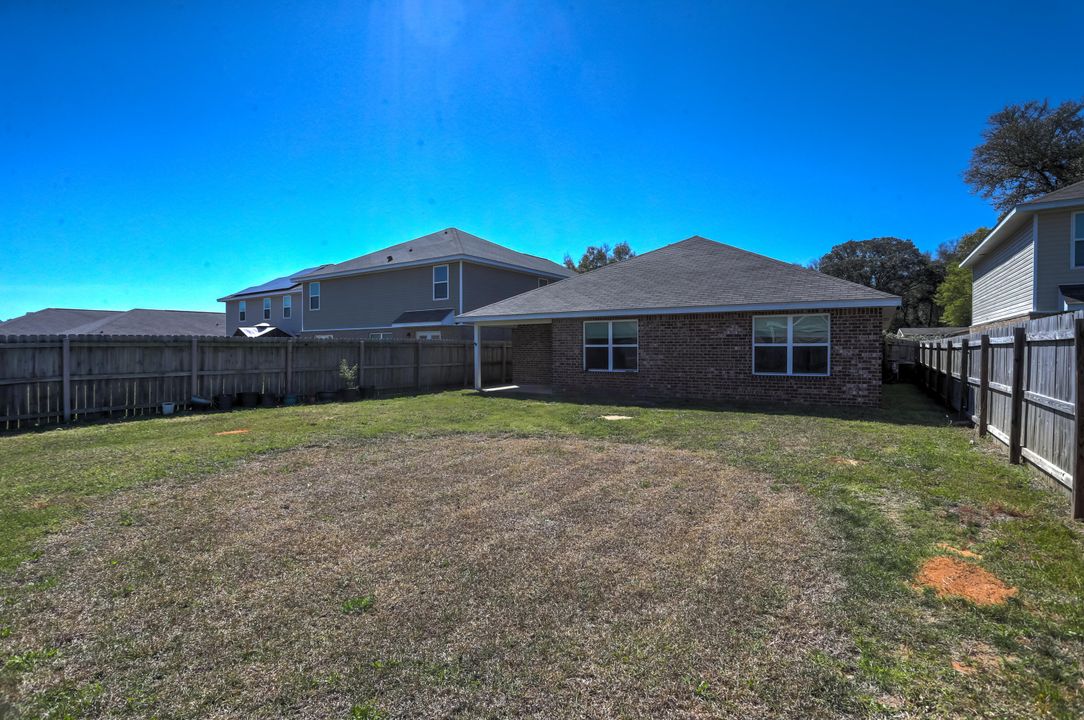 For Sale: $235,000 (4 beds, 2 baths, 1846 Square Feet)