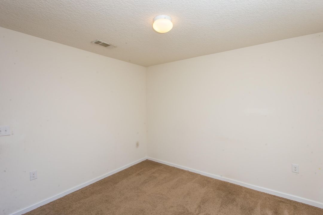 For Sale: $235,000 (4 beds, 2 baths, 1846 Square Feet)