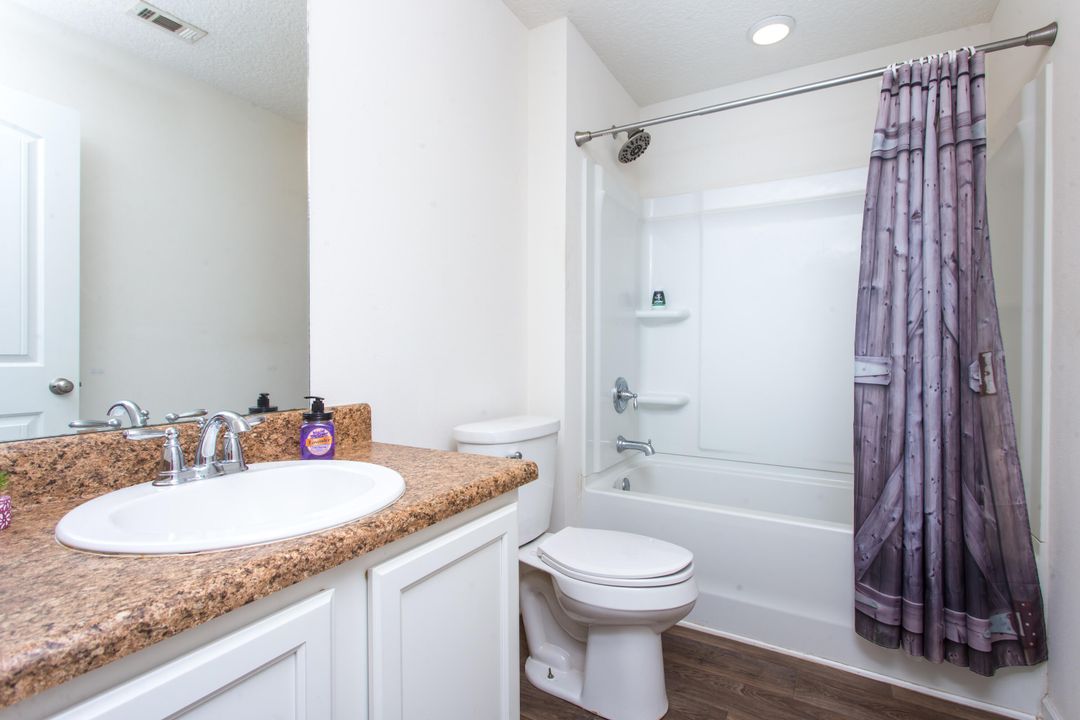 For Sale: $235,000 (4 beds, 2 baths, 1846 Square Feet)