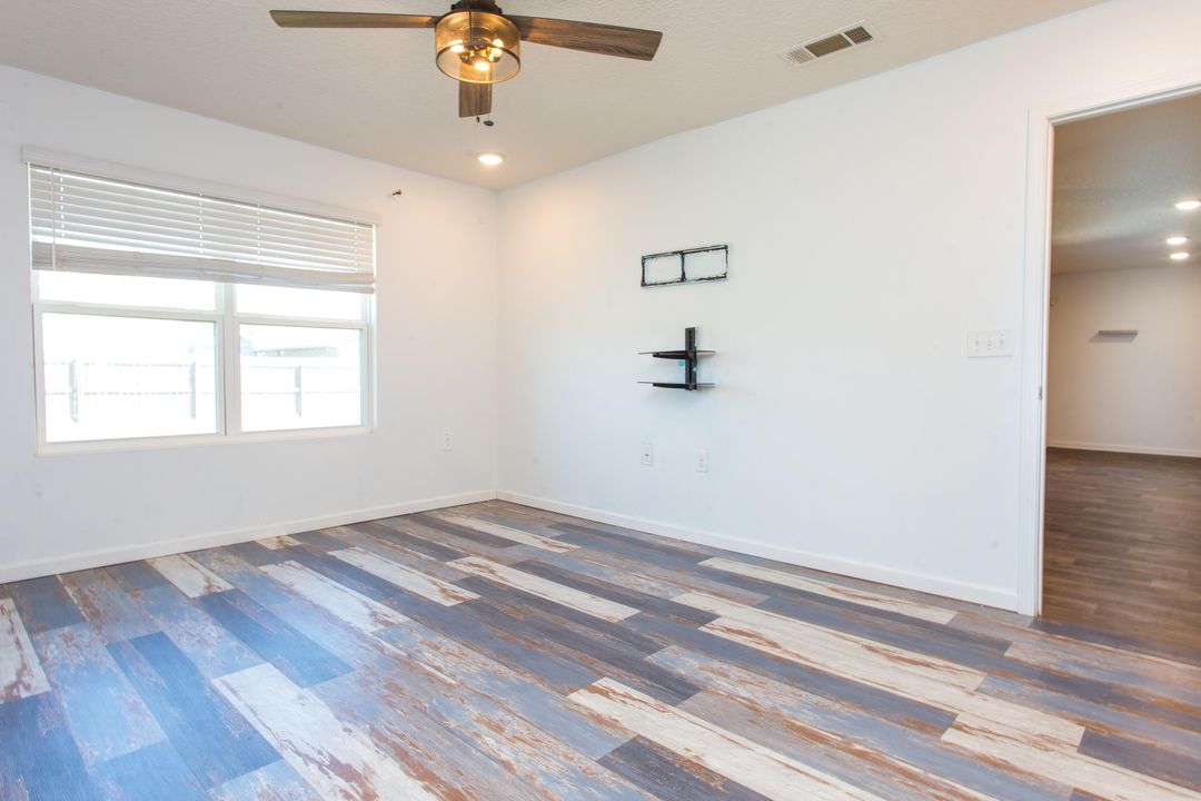 For Sale: $235,000 (4 beds, 2 baths, 1846 Square Feet)