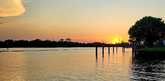 Activo con contrato: $830,000 (3 camas, 3 baños, 2094 Pies cuadrados)