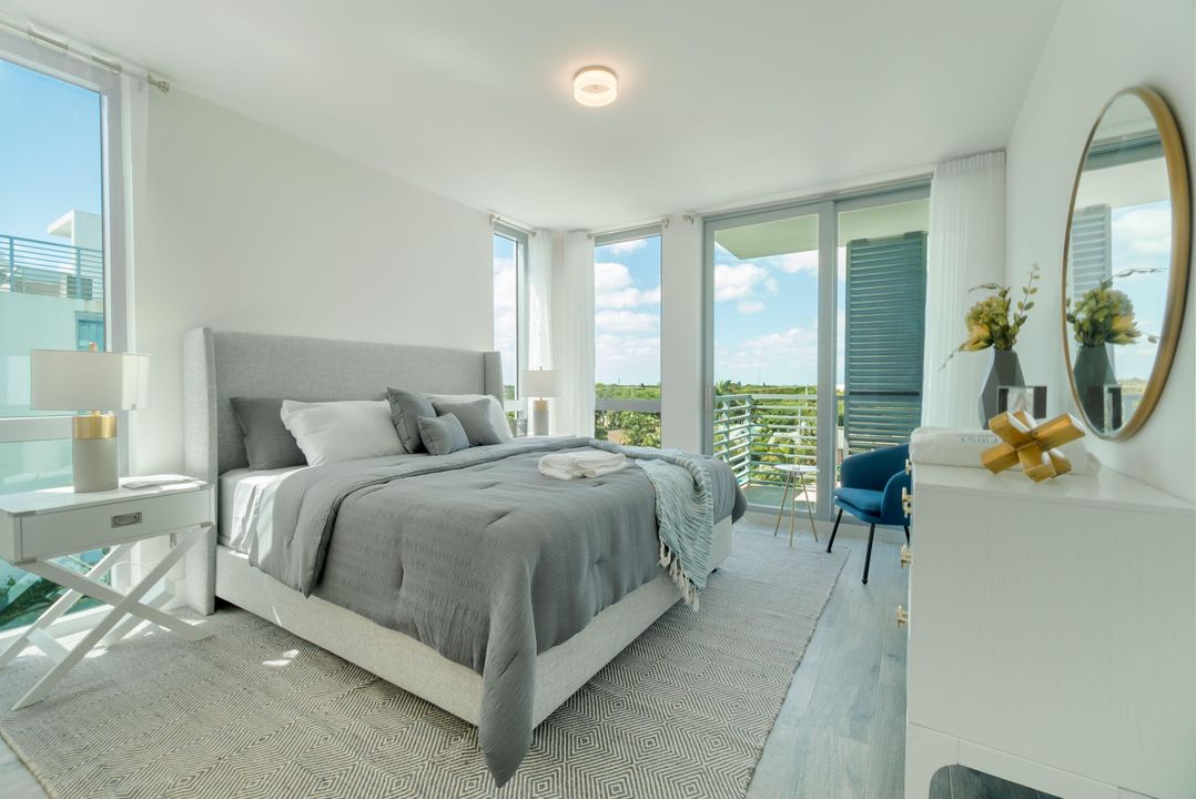 For Rent: $6,500 (1 beds, 1 baths, 710 Square Feet)