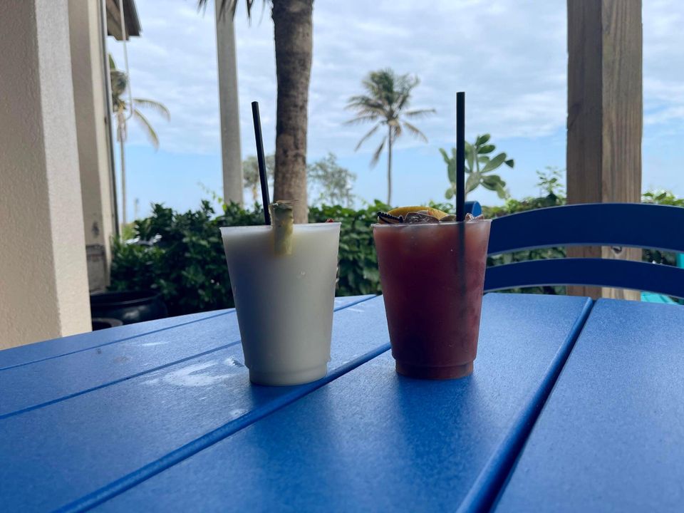 For Rent: $6,500 (1 beds, 1 baths, 710 Square Feet)