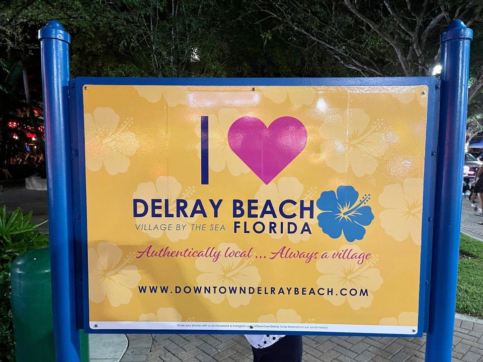 For Rent: $6,500 (1 beds, 1 baths, 710 Square Feet)