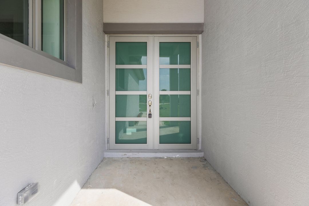 На продажу: $524,900 (4 спален, 2 ванн, 2111 Квадратных фут)