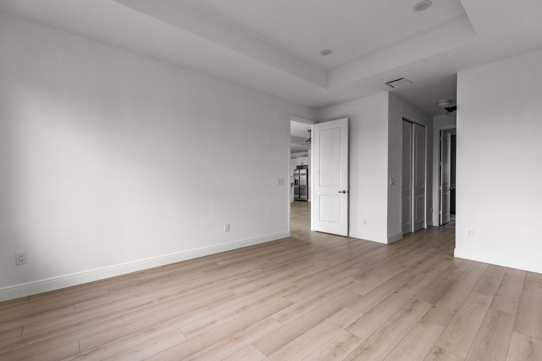 На продажу: $524,900 (4 спален, 2 ванн, 2111 Квадратных фут)