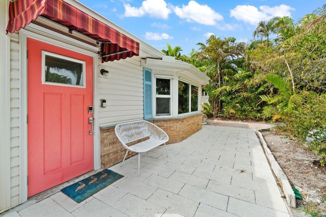 Active With Contract: $519,000 (2 beds, 2 baths, 1544 Square Feet)