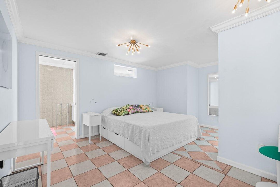 Active With Contract: $519,000 (2 beds, 2 baths, 1544 Square Feet)